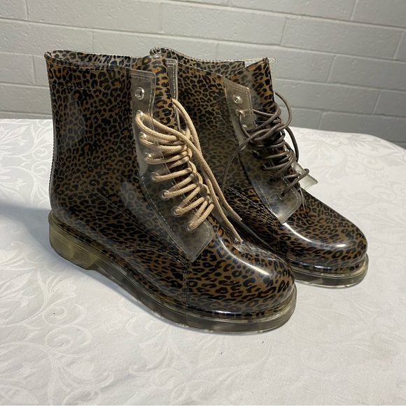 New Lucky Brand Rain Boots Lace Up Cheetah Leopard Animal Print Women’s 6 Rare - Picture 10 of 10
